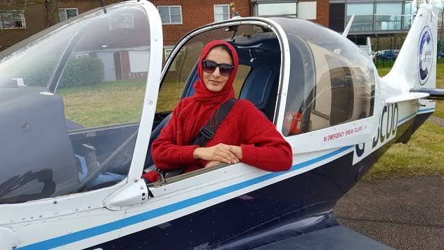 Sarah Qureshi, a young Pakistani aerospace engineer, presenting an eco-friendly aircraft engine