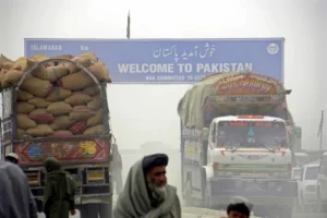pakistan-allows-re-export-of-stranded-afghan-cargo-containers-at-ports