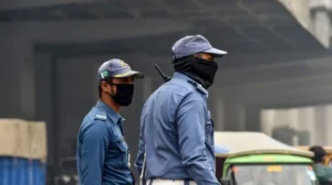 punjab-approves-new-uniform-for-lahore-traffic-police