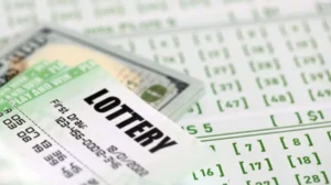 pakistani-man-wins-aed-50000-lottery-in-uae