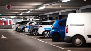 dubai-launches-permit-service-for-parking-shades