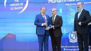 prime-minister-honors-pakistans-top-30-exporters-getz-pharma-receives-highest-pharmaceutical-export-award