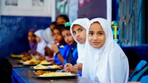 punjab-launches-school-meal-program-in-another-district