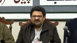 miftah-ismail-suggests-idea-to-massively-reduce-petrol-price-in-pakistan