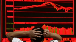 psx-briefly-loses-over-7000-points-as-key-index-slips-below-150000