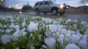 pmd-forecasts-rain-thunderstorms-and-hail-across-pakistan