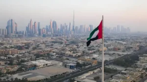 uae-shift-to-hybrid-and-remote-work-amid-regional-uncertainty