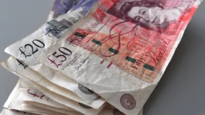 rupee-suddenly-declines-against-pound-euro-other-currencies-despite-usd-relief