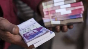 banking-profits-under-pressure-as-lending-rates-fall-sharply-in-pakistan