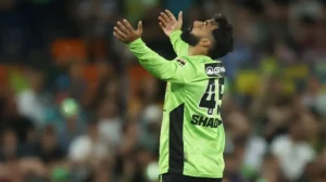 pakistan-legend-questions-shadab-khans-future-in-t20-team