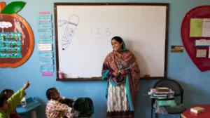 sindh-to-introduce-new-attendance-system-for-school-staff