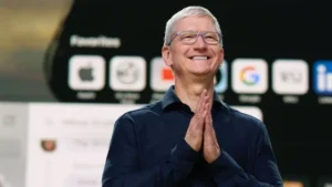 apple-appoints-new-ceo-as-tim-cook-steps-down-after-15-years