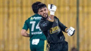 usman-khan-makes-psl-history-with-record-breaking-hundred