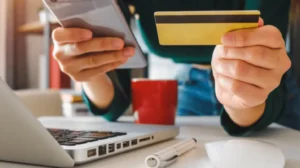 sbp-announces-independent-bank-accounts-for-teenagers