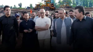 lahores-growth-in-focus-chairman-vision-group-aleem-khan-ceo-ruda-imran-amin-visit-parkview-city-embankment