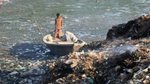 over-58000kg-waste-removed-from-karachi-harbour