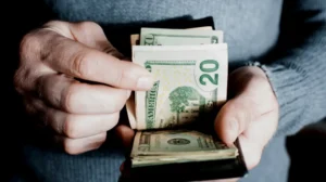 sbp-gives-local-banks-control-over-managing-foreign-investment-and-dividends
