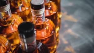 bahawalpur-police-seize-over-1000-litres-of-liquor-in-major-crackdown