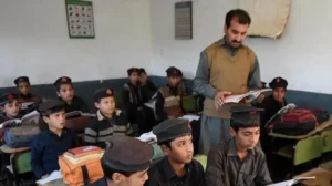 14000-ad-hoc-teachers-to-become-permanent