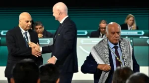 palestine-football-chief-refuses-photo-op-with-israeli-official-at-fifa-congress