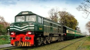 pakistan-railways-to-reportedly-outsource-15-passenger-trains