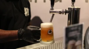 saudi-arabias-only-alcohol-store-faces-shortages-as-war-disrupts-supply