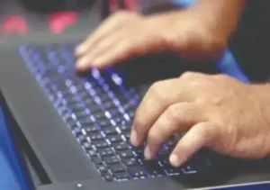 freelancer-earnings-up-51-to-near-900-billion-despite-issues-economic-survey