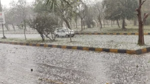 4-days-of-heavy-rainfall-and-hailstorm-predicted-for-several-cities-in-pakistan