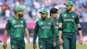 pakistans-star-duo-among-bowlers-with-best-strike-rate-in-odi-cricket