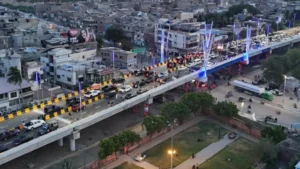 karachis-rs-1-5-billion-flyover-opens-to-traffic