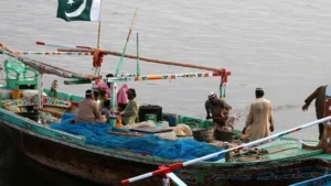 pakistan-to-launch-real-time-tracking-system-for-fishing-boats