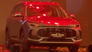 mg-launches-all-new-zs-with-hybrid-and-petrol-variants-in-pakistan