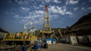 senate-panel-demands-50-oil-and-gas-revenue-share-for-provinces