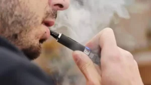 karachi-to-crack-down-on-vape-cigarettes-and-drug-sales-near-govt-colleges