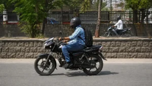 97-of-lahore-bikers-now-wear-helmets-to-avoid-e-challan