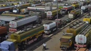 oil-tanker-owners-warn-of-nationwide-shutdown-ahead-of-talks