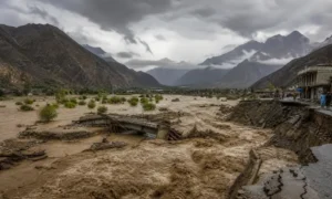 flash-floods-cut-off-roads-in-gilgit-baltistan