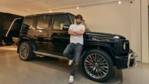 crypto-expert-waqar-zaka-wins-global-competition-receives-2026-mercedes-g-wagon-in-dubai