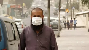 mysterious-smell-spreads-across-karachi