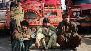 lahore-traffic-police-launches-criminal-verification-of-commercial-drivers