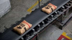 pakistans-cement-sales-rebound-but-exports-take-a-hit