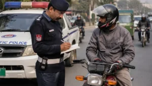 punjab-to-fine-motorcyclists-without-side-mirrors-and-indicators